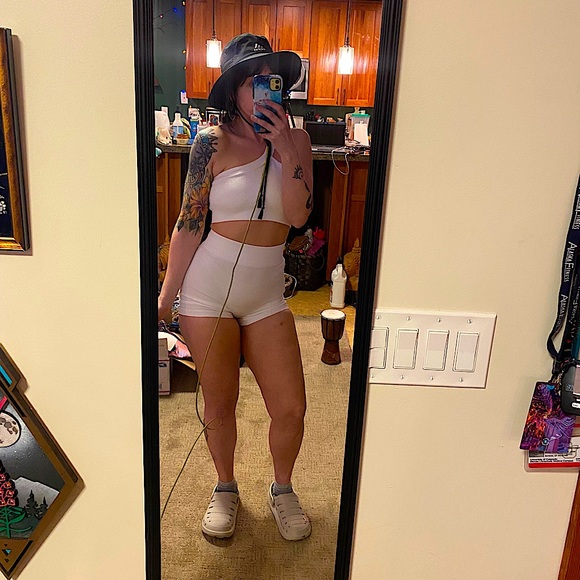 was that an accidental bid? - Picture 7 of 10